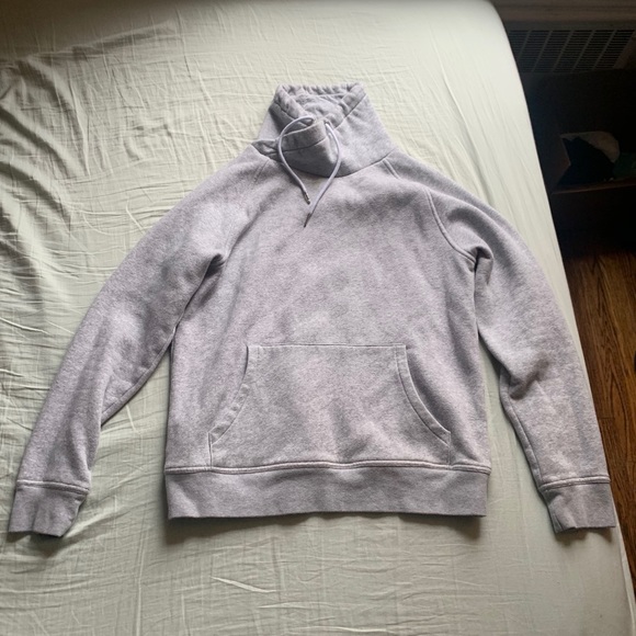 H&M Grey Sweatshirt - Picture 1 of 3